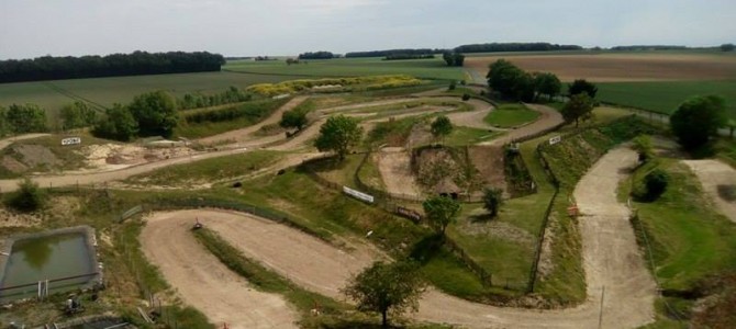 Le terrain vu du ciel et en vidéo Le terrain vu du ciel et en vidéo